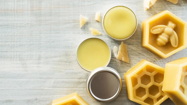 Poth Hille The Beauty of Wax Beeswax
