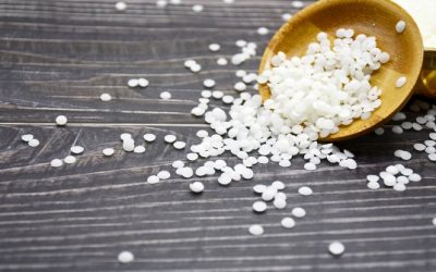 What are the uses of microcrystalline wax?